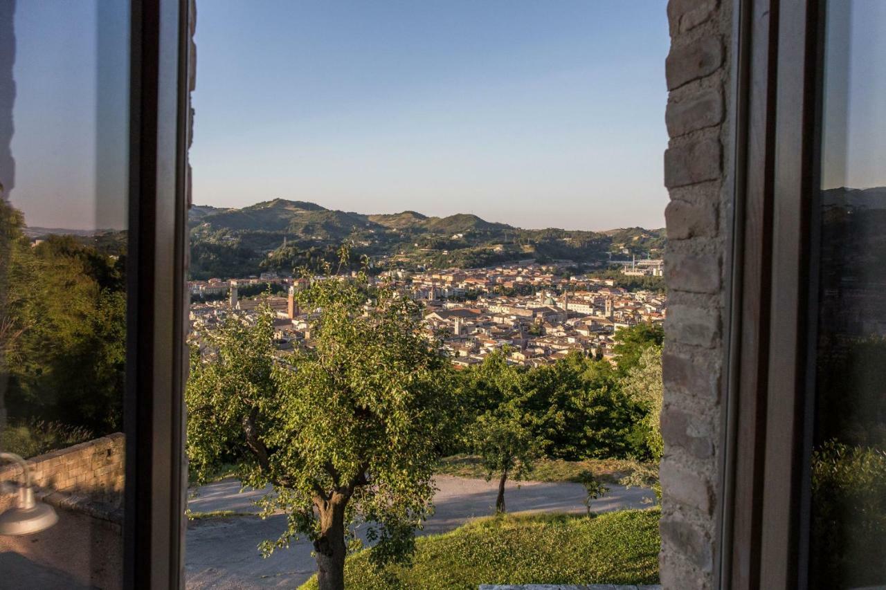 Villa Fortezza Antique Rooms Ascoli Piceno Eksteriør billede