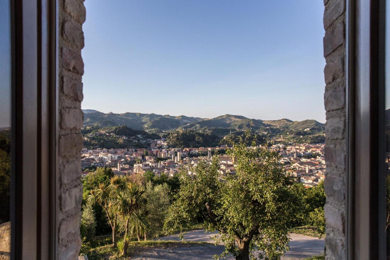 Villa Fortezza Antique Rooms Ascoli Piceno Eksteriør billede